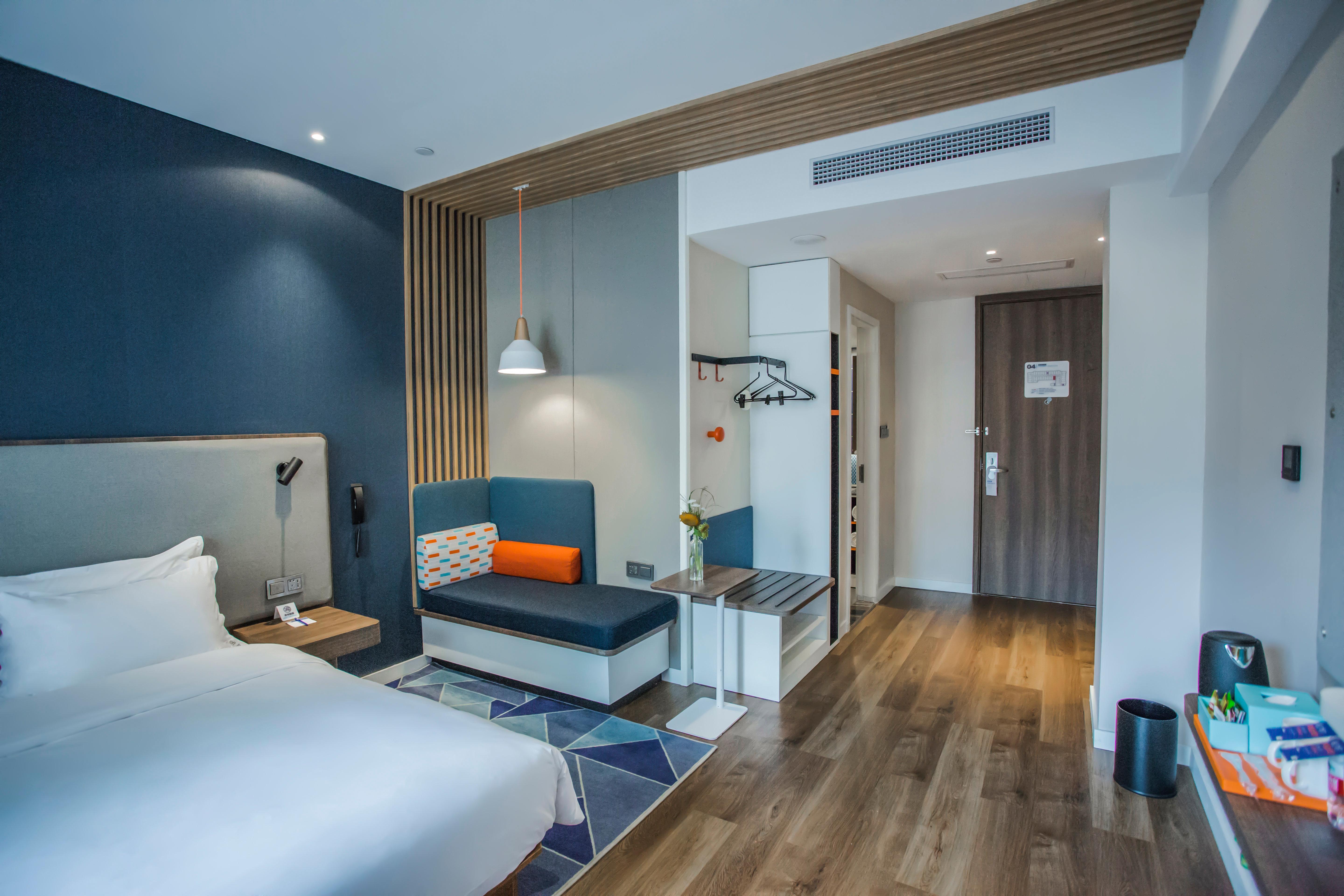 Holiday Inn Express Shanghai Pudong Chuansha, An Ihg Hotel المظهر الخارجي الصورة