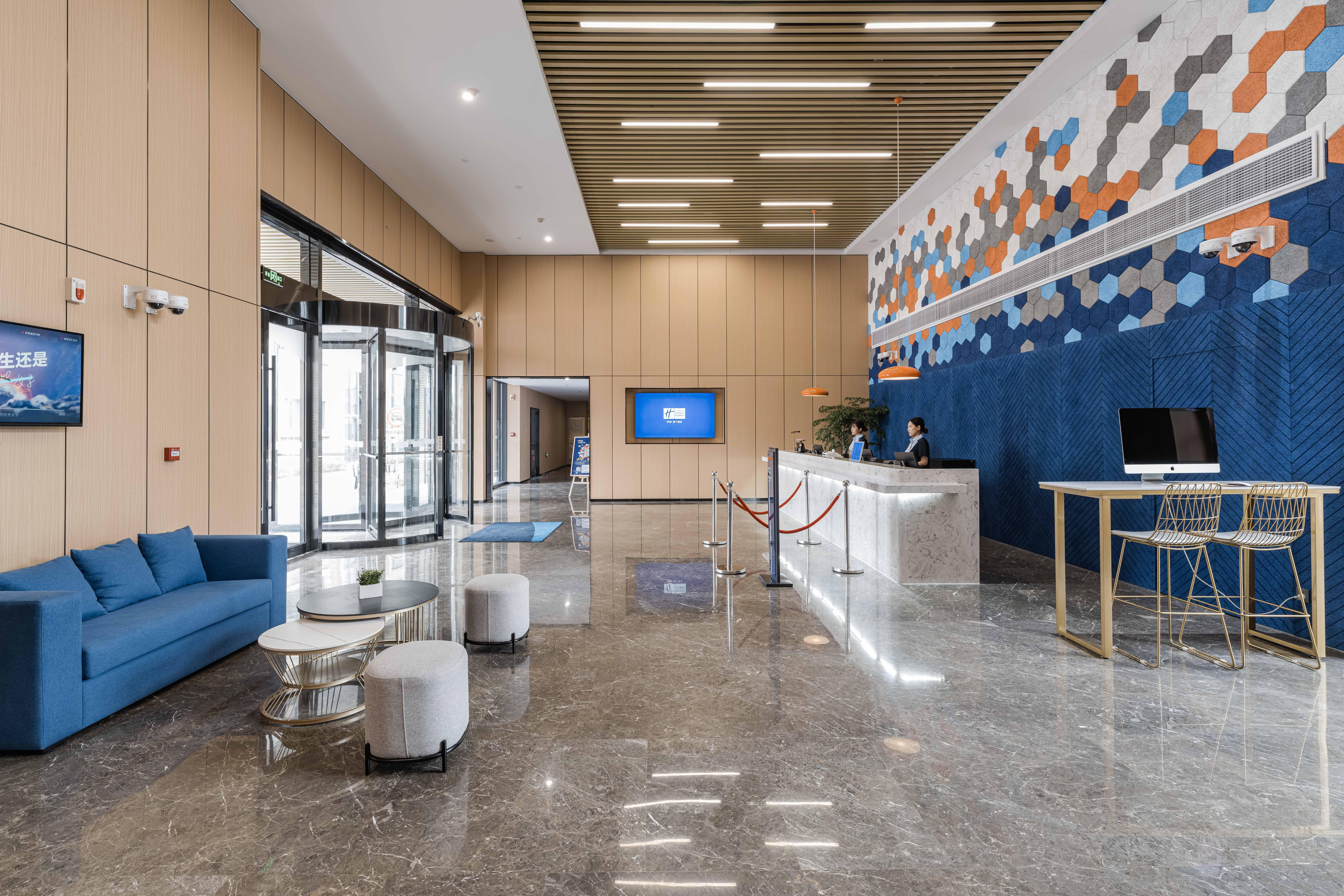 Holiday Inn Express Shanghai Pudong Chuansha, An Ihg Hotel المظهر الخارجي الصورة