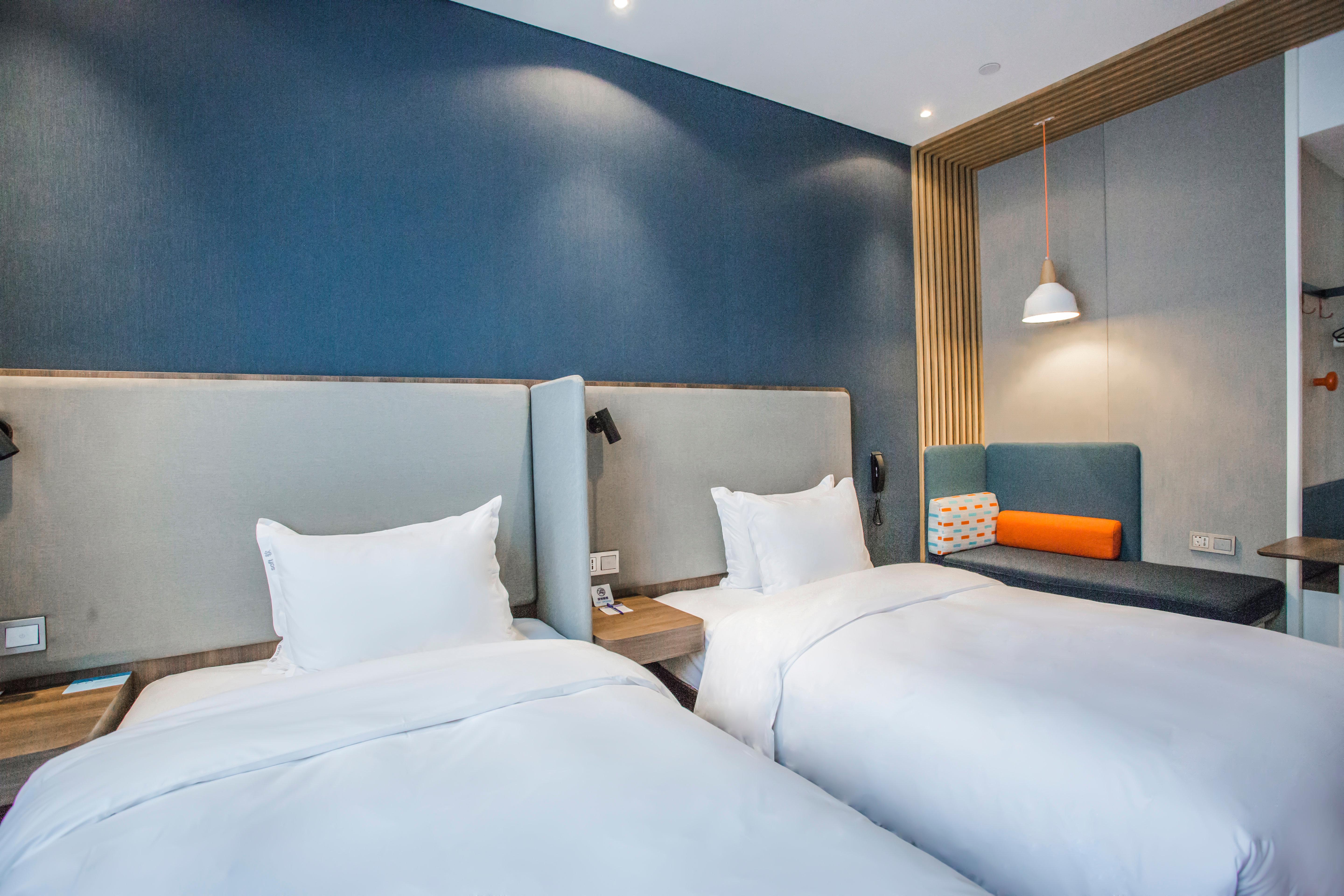Holiday Inn Express Shanghai Pudong Chuansha, An Ihg Hotel المظهر الخارجي الصورة