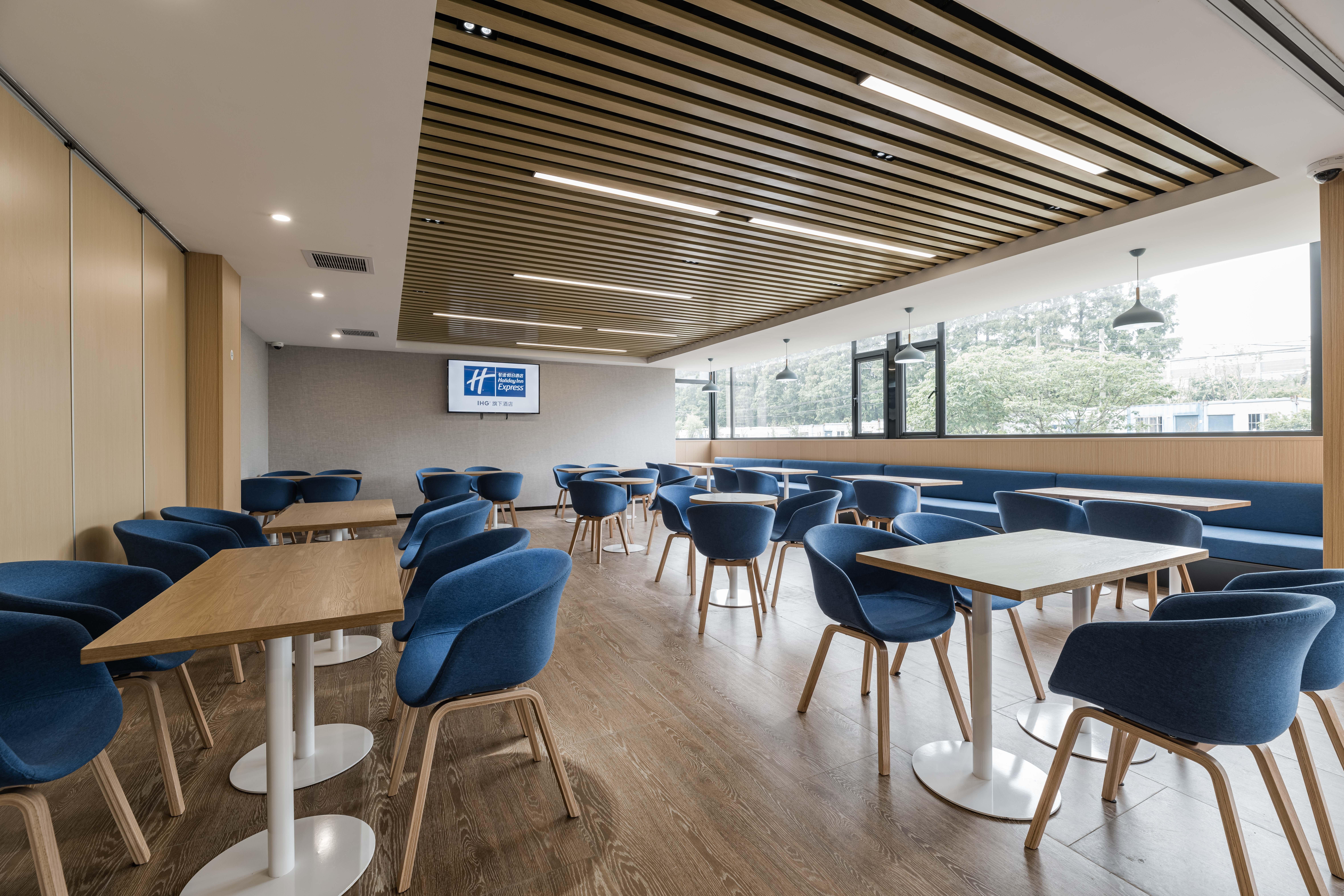 Holiday Inn Express Shanghai Pudong Chuansha, An Ihg Hotel المظهر الخارجي الصورة